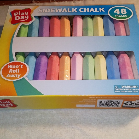 Play Day 48-Piece Wont Roll Away Sidewalk Chalk